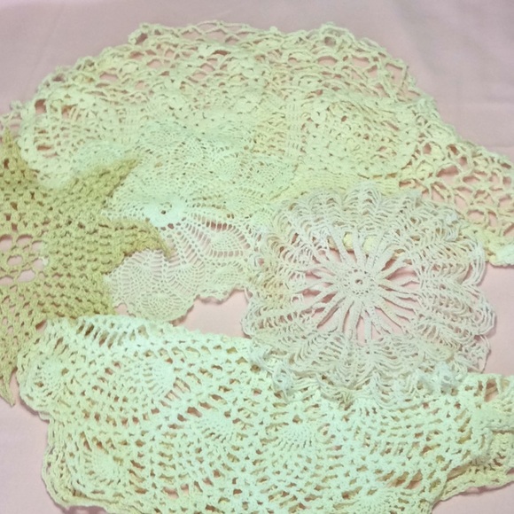 FINAL SALE PRICE 6 Pc Vintage Crocheted Doily Set - Picture 1 of 16
